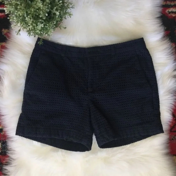 BANANA REPUBLIC | Navy Blue Eyelet Trouser Short 4 - Picture 1 of 8
